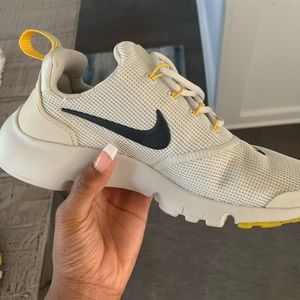 tan and yellow nike sneakers